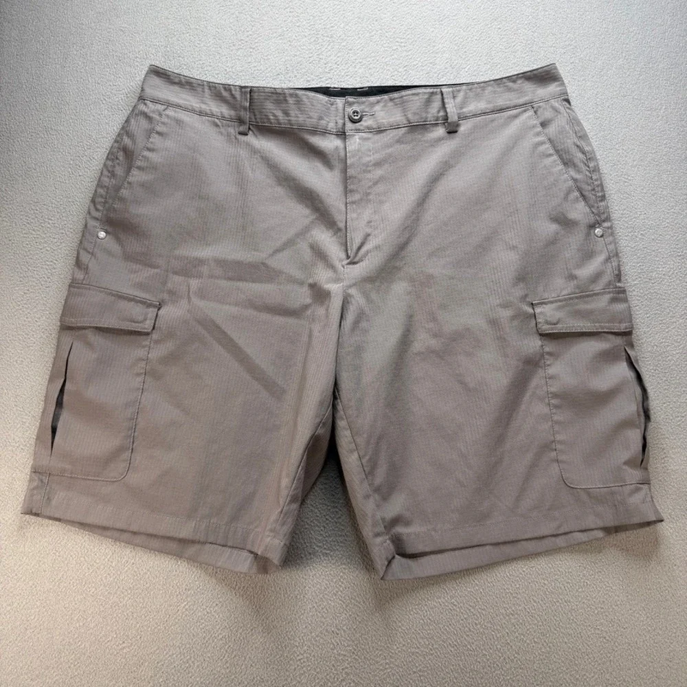 Under Armour Cargo Shorts Loose Fit 40 Gray Ripstop Lightweight Hiking Golf